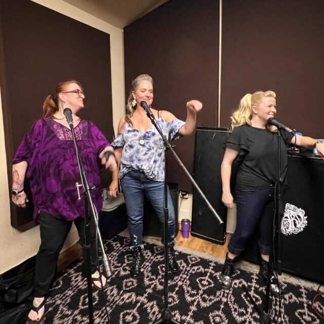 From band rehearsals to acting auditions, SoundSpace was built for artists of all kinds. With wood floors, vaulted ceilings, and soundproof walls, our studios adapt to your craft.
Want to help keep our doors open for creatives? Help us rebuild at the link in our bio.